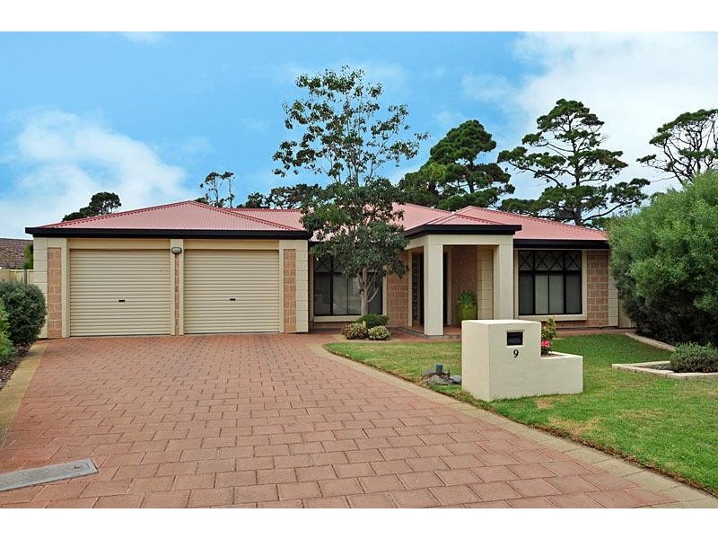 9 Hooghly Court, Mccracken SA 5211