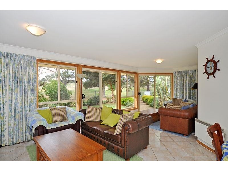 9 Hooghly Court, Mccracken SA 5211