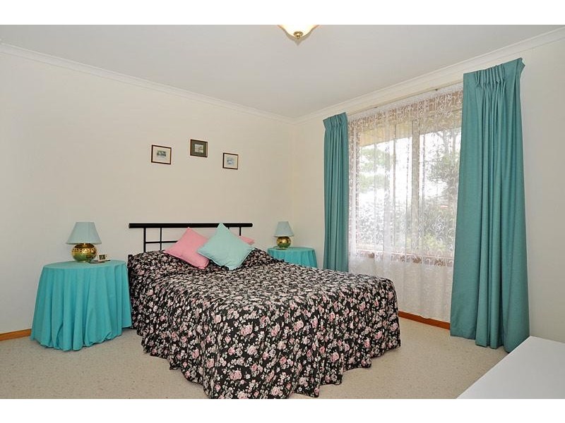 9 Hooghly Court, Mccracken SA 5211