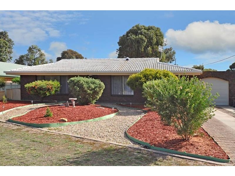 3 River Road, Victor Harbor SA 5211