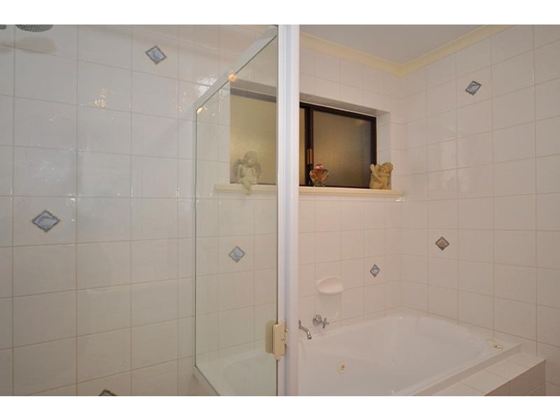 3 River Road, Victor Harbor SA 5211