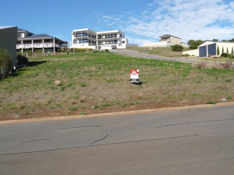 35 Solway Crescent, Encounter Bay SA 5211