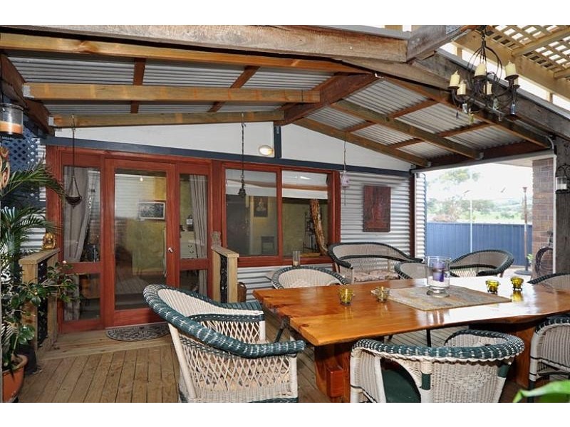 8 Beverley Grove, Encounter Bay SA 5211