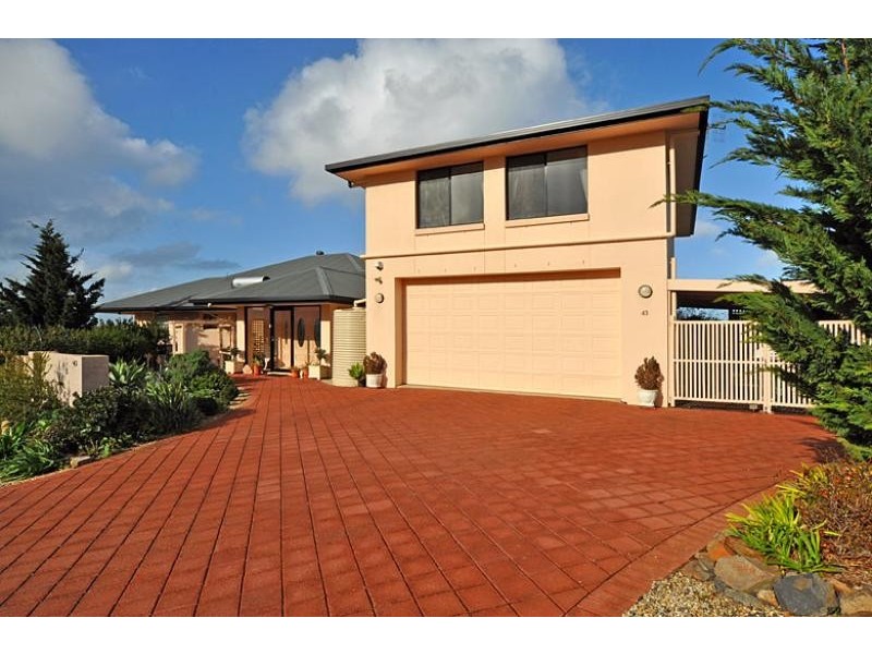 43 Stone Hut Circuit, Encounter Bay SA 5211