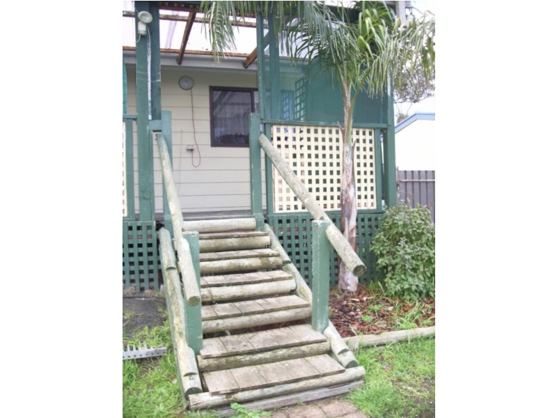 13 Folkestone Terrace, Victor Harbor SA 5211