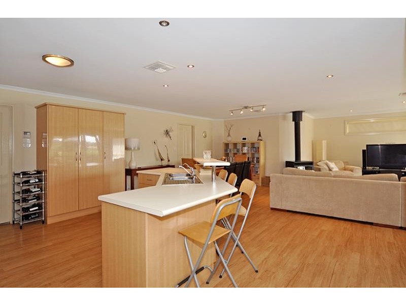 13 Africaine Drive, Mccracken SA 5211