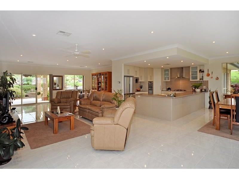 12 Arabian Court, Hindmarsh Valley SA 5211