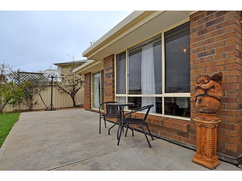 60 Dodson Road, Encounter Bay SA 5211