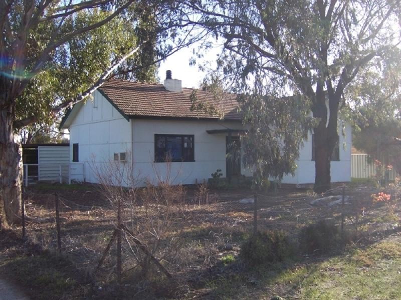 9 CORBETT STREET, Gnowangerup WA 6335