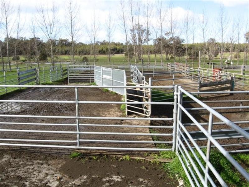 Muir Hwy, 67 .40ha, Mount Barker WA 6324