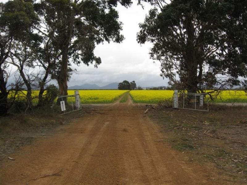 1099 CHILLINUP RD, South Stirling WA 6324