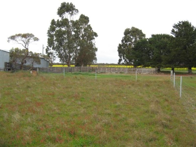 1099 CHILLINUP RD, South Stirling WA 6324