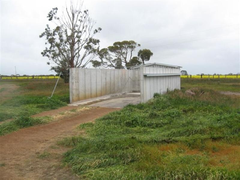 1099 CHILLINUP RD, South Stirling WA 6324