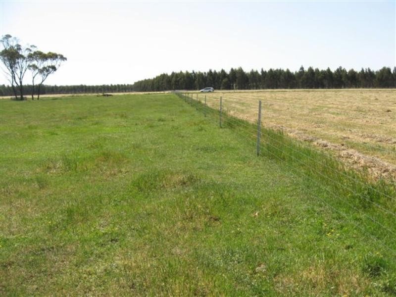 151 Lake Barnes Road,51.96ha, Narrikup WA 6326