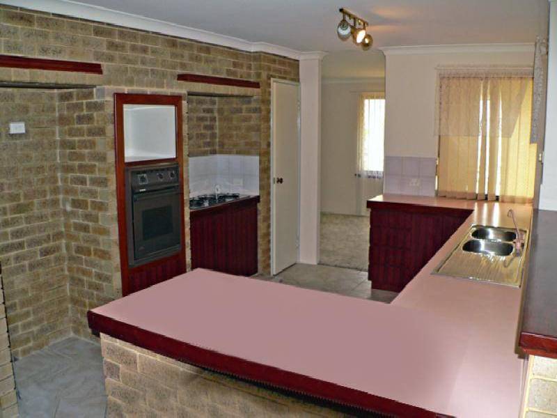 3 LACEBARK COURT, Halls Head WA 6210