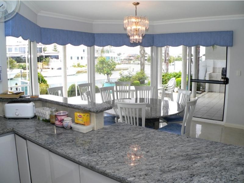 17 Cambria Island, Halls Head WA 6210