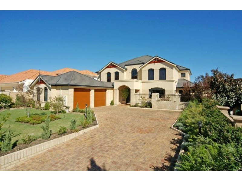 12 Picaroon Place, Mandurah WA 6210