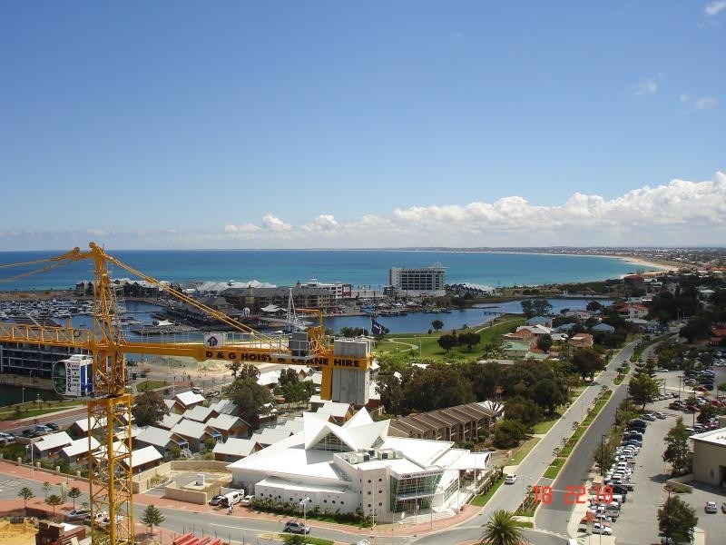 Unit 406/1 Marco Polo Drive, Mandurah WA 6210