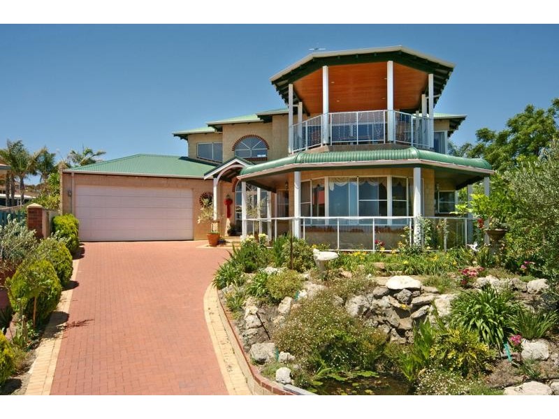 12 Gannet Rise, Halls Head WA 6210
