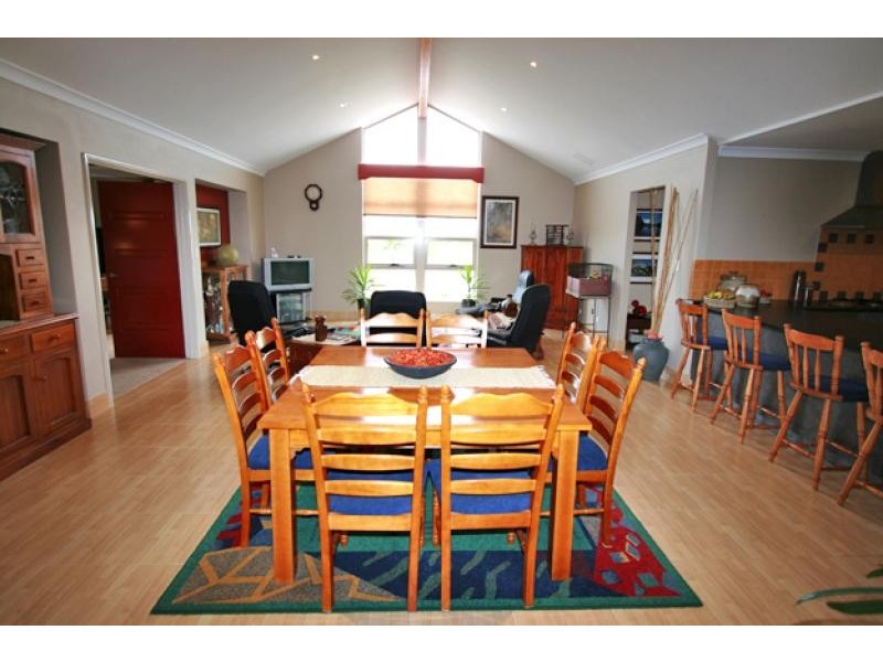 39 QUANDONG PARKWAY, Halls Head WA 6210