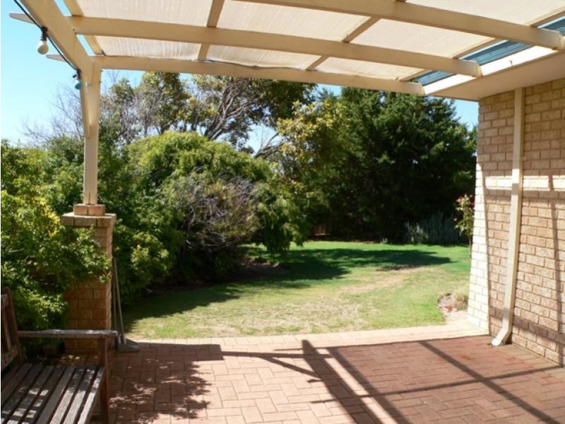 82 Ronsard Drive, Mandurah WA 6210