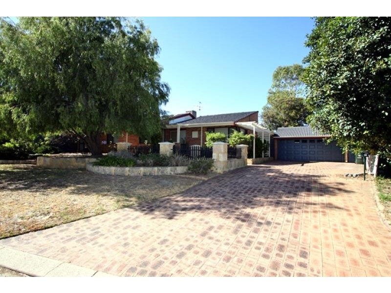 21 Fairfield Way, Halls Head WA 6210