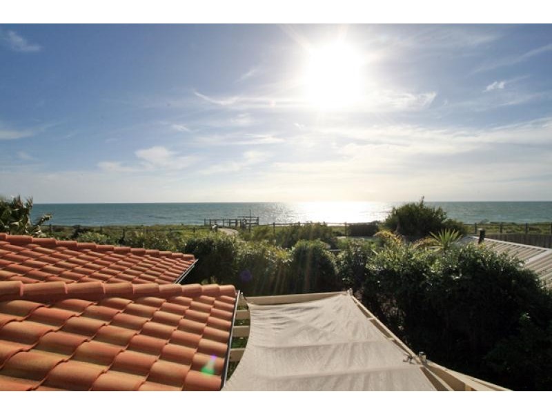 21 Magnetic Square, Halls Head WA 6210