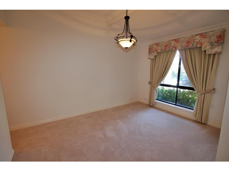 21 Magnetic Square, Halls Head WA 6210