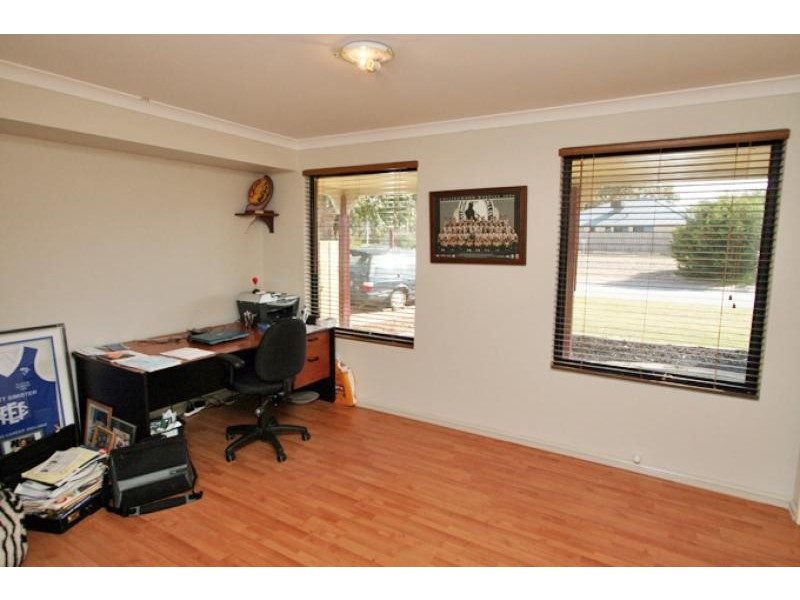 19 Glenelg Way, Meadow Springs WA 6210