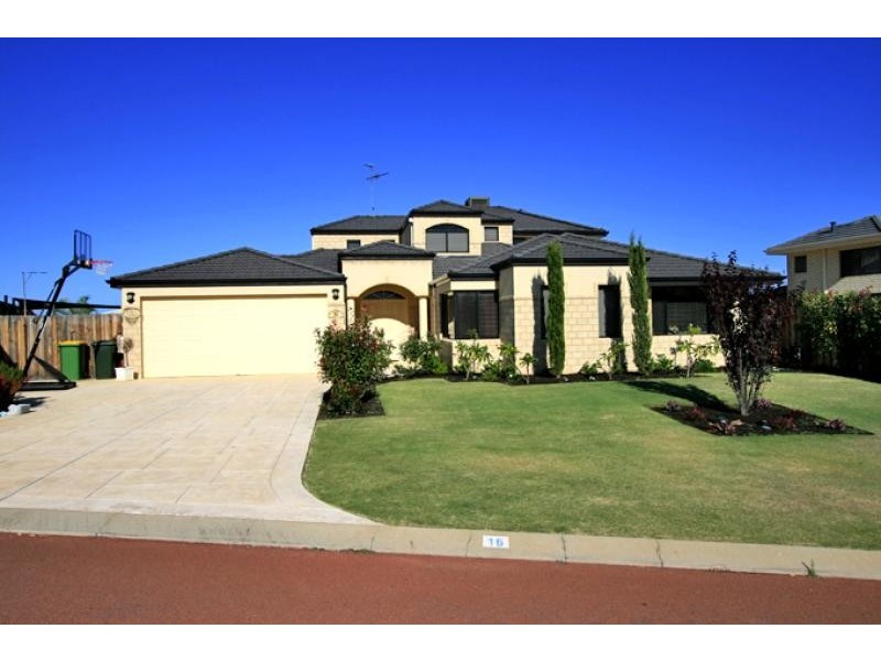 16 Highview Rise, Halls Head WA 6210