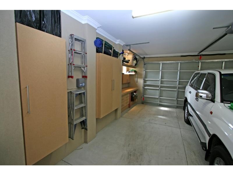 143 Darwin Terrace, Dudley Park WA 6210