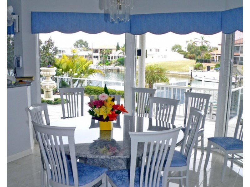 17 Cambria Island Retreat, Halls Head WA 6210