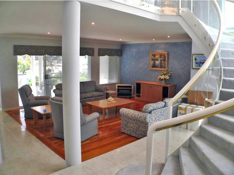 17 Cambria Island Retreat, Halls Head WA 6210