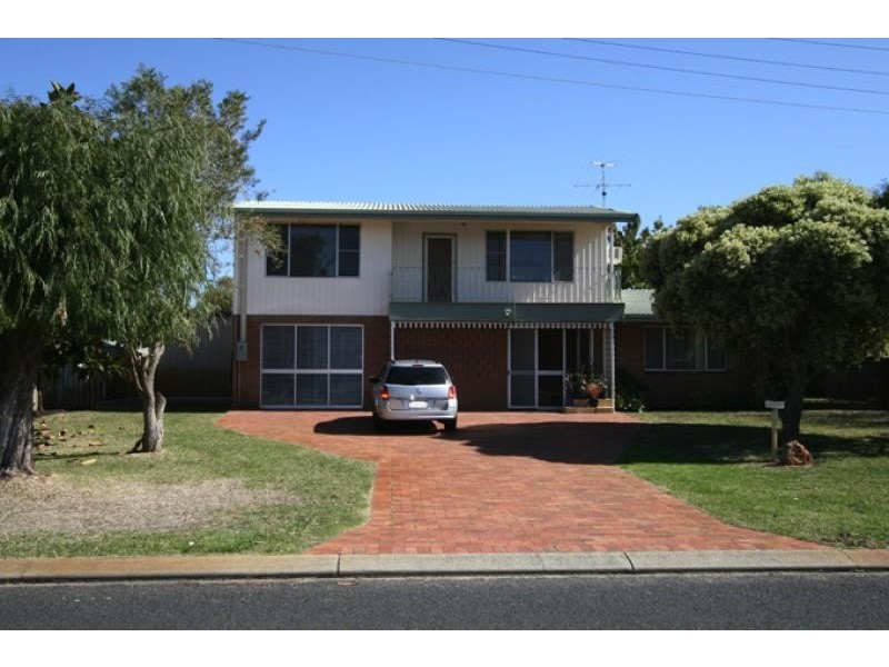 26 Clytie Road, Silver Sands WA 6210