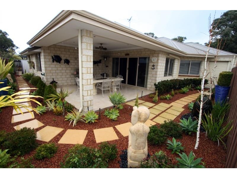 40 Chatsworth Drive, Erskine WA 6210