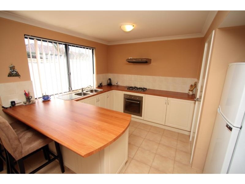 Unit 7/70 Waldron Boulevard, Greenfields WA 6210