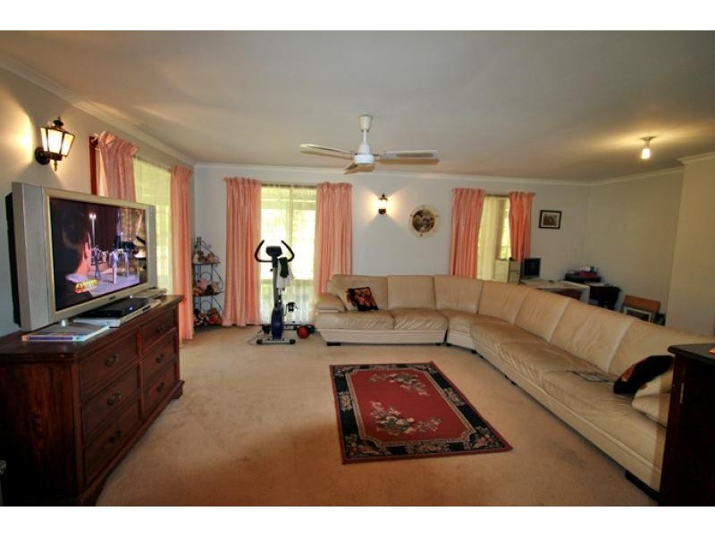 66 Peppermint Drive, Lake Clifton WA 6215