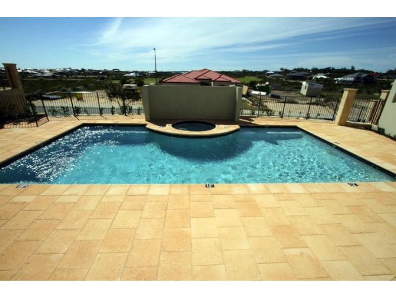 Apartment 28/2 The Pass, Dawesville WA 6211