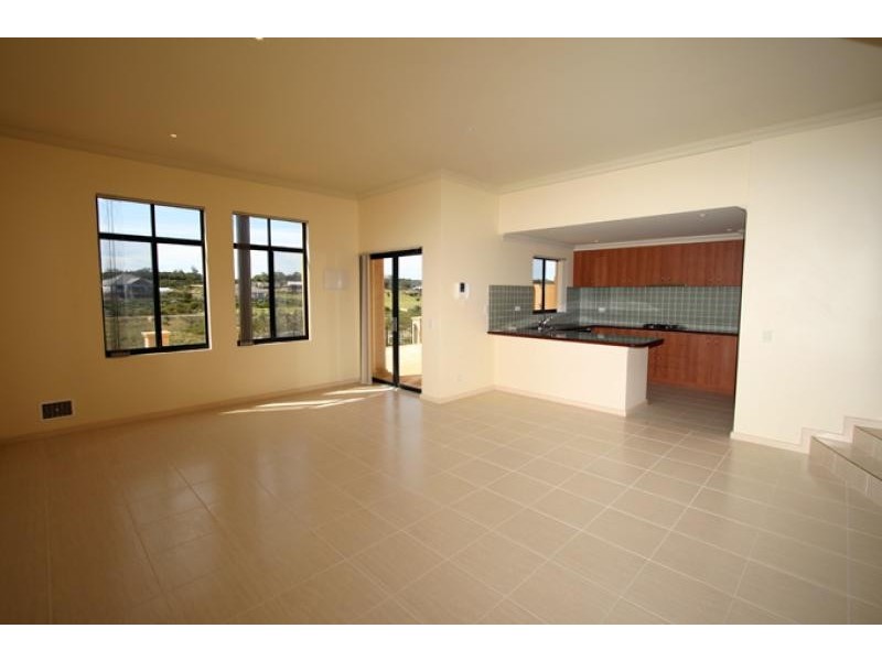 Apartment 28/2 The Pass, Dawesville WA 6211