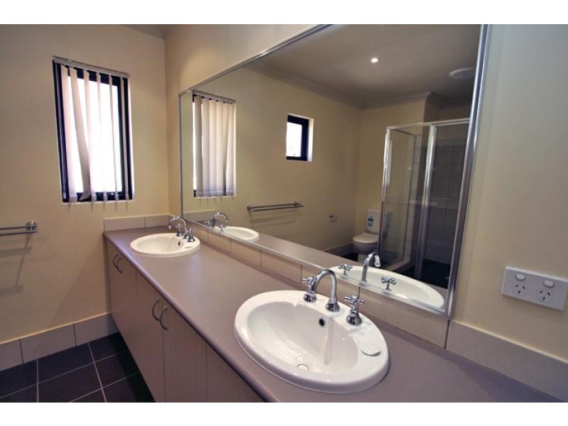 Apartment 28/2 The Pass, Dawesville WA 6211