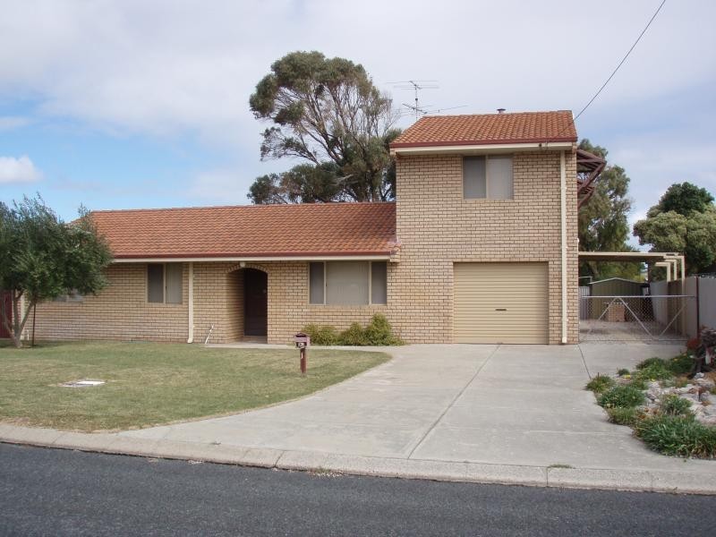 1 Diana Place, Madora Bay WA 6210