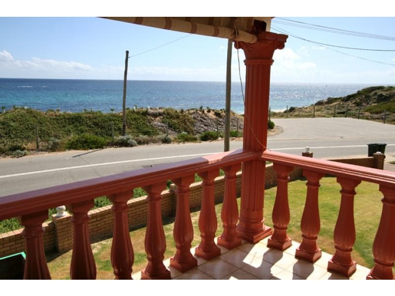 Unit 2/56 Halls Head Parade, Halls Head WA 6210