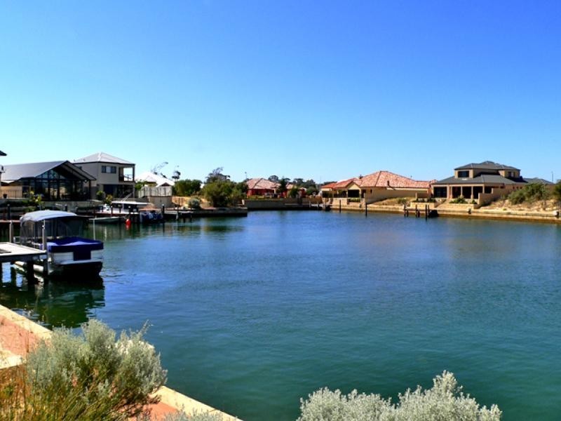 77 Avocet Island Quay, Mandurah WA 6210