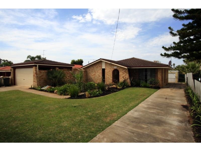 5 Loaring Street, Mandurah WA 6210