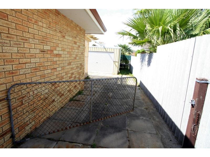 5 Loaring Street, Mandurah WA 6210