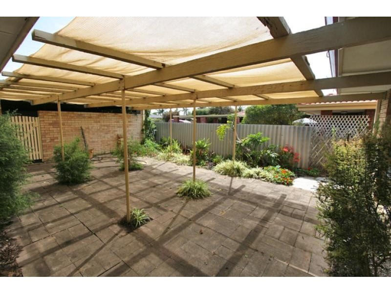 5 Loaring Street, Mandurah WA 6210