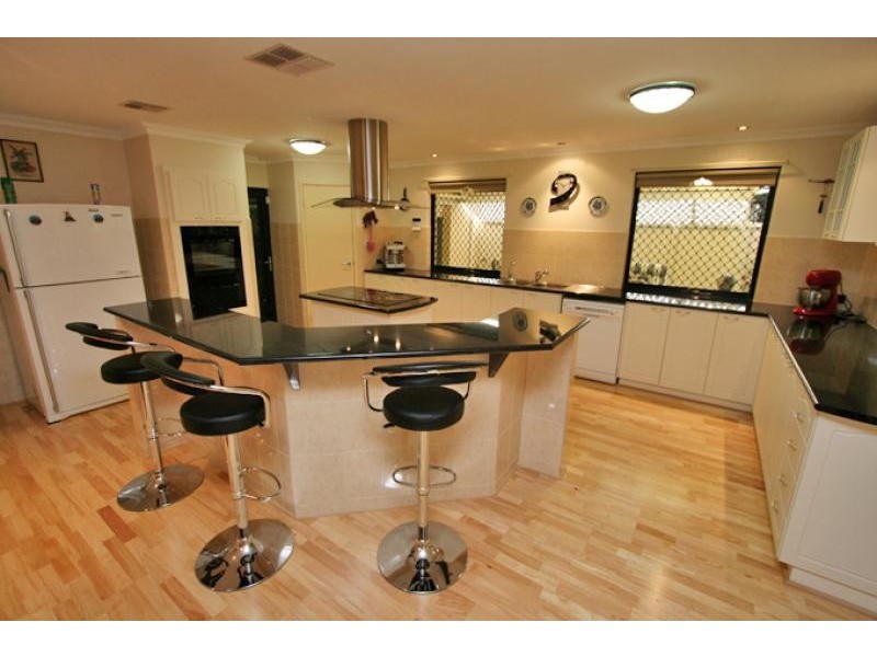 63 Yindana Boulevard, Lakelands WA 6210