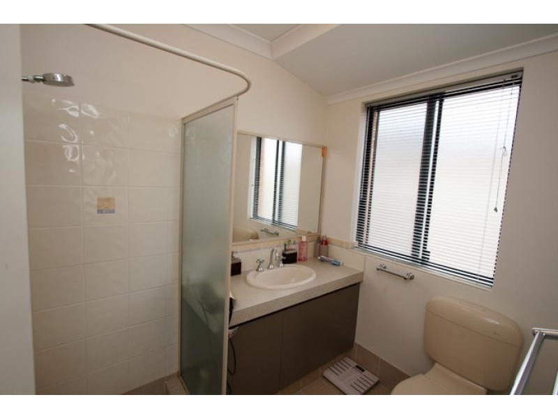 28 Lombadina Parade, Secret Harbour WA 6173