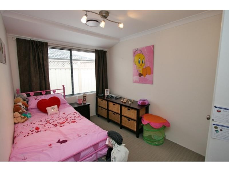 28 Lombadina Parade, Secret Harbour WA 6173