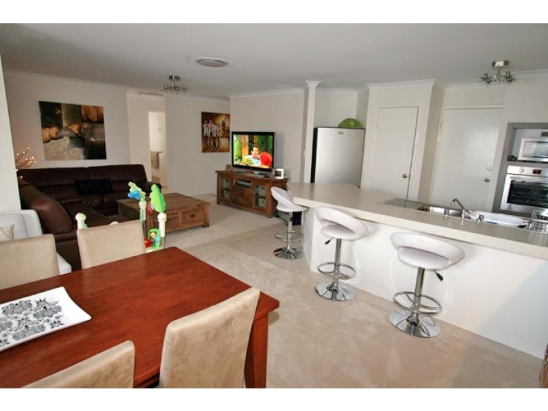 28 Lombadina Parade, Secret Harbour WA 6173